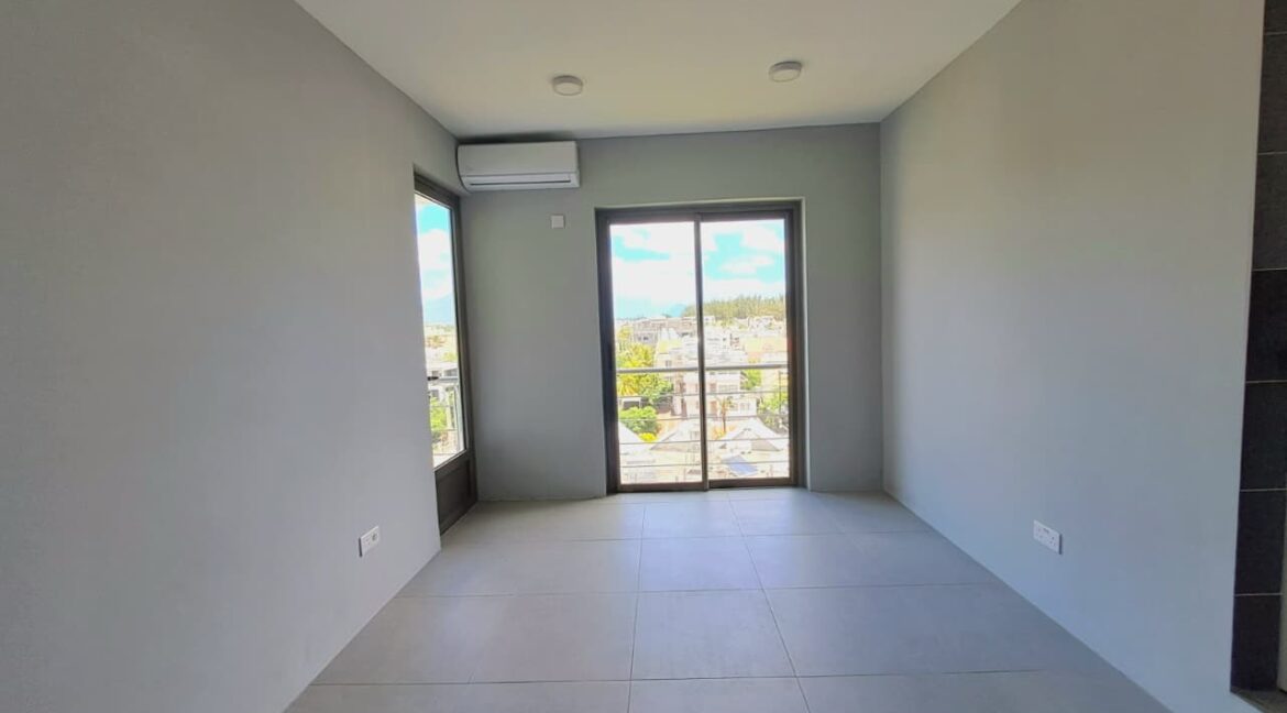 WhatsApp Image 2026-01-28 at 09.49.06 (1)