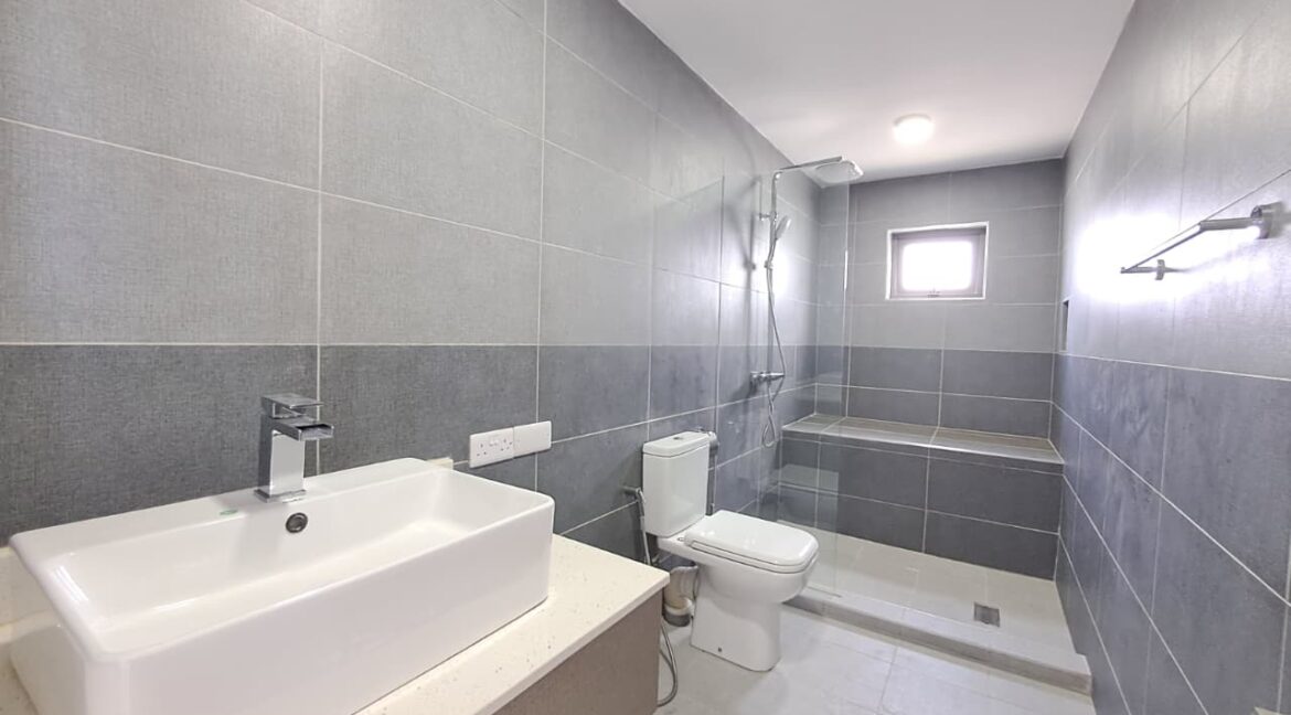 WhatsApp Image 2026-01-28 at 09.49.08 (1)