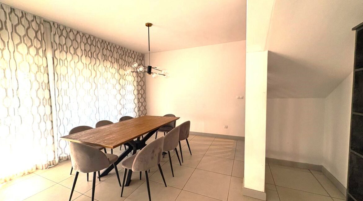 WhatsApp Image 2026-04-16 at 16.37.36 (2)