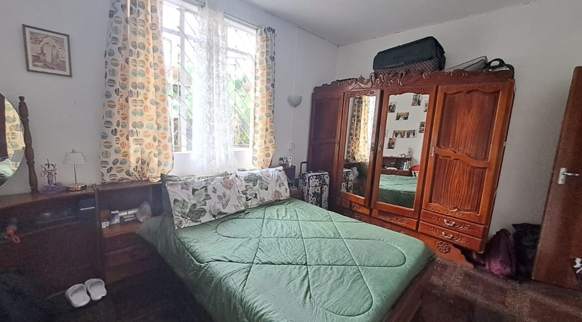 WhatsApp Image 2025-12-11 at 16.13.48