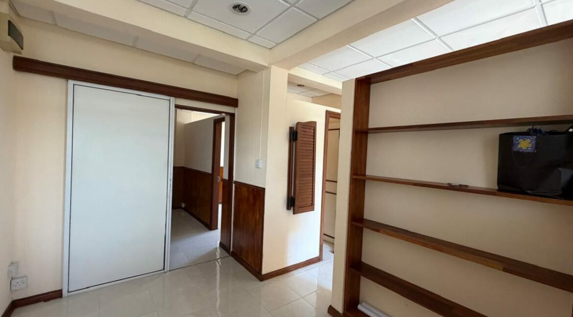 WhatsApp Image 2026-01-16 at 11.37.08