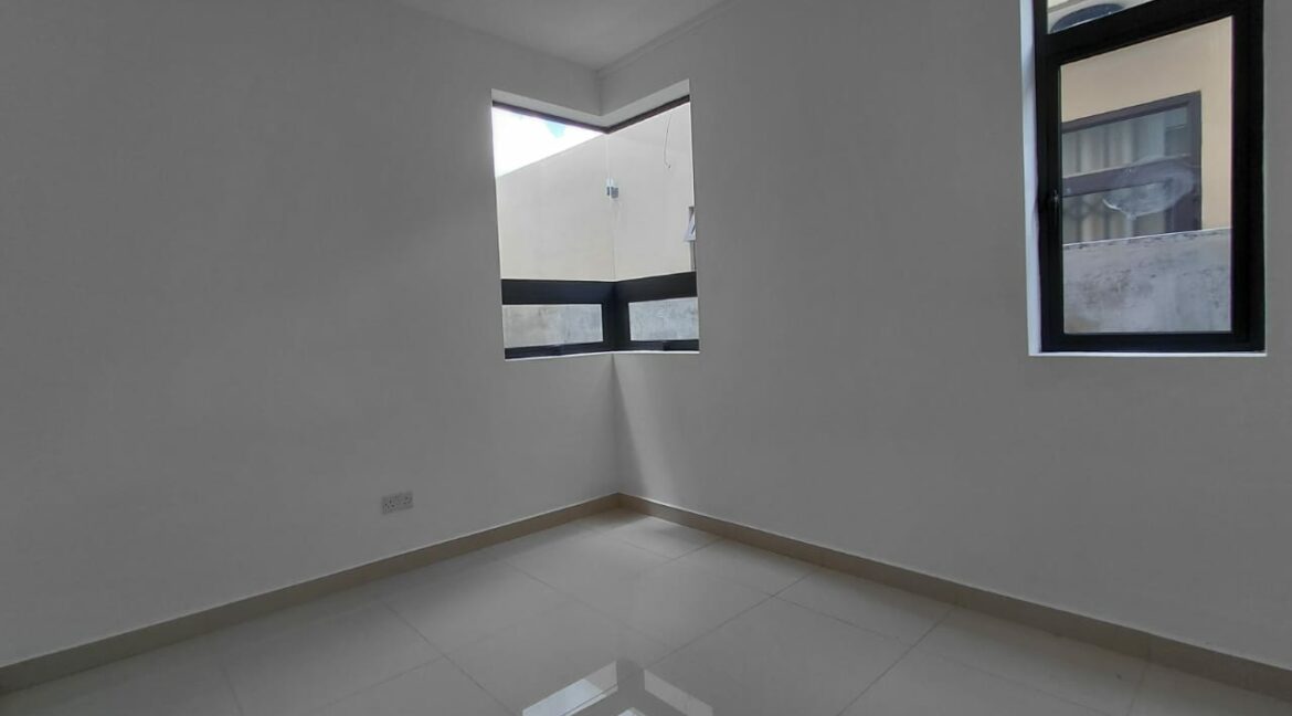 WhatsApp Image 2026-02-25 at 12.27.04