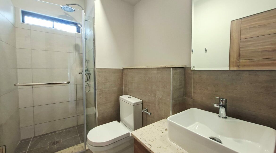 18f02393-7b4d-4379-8d72-1280d166484a