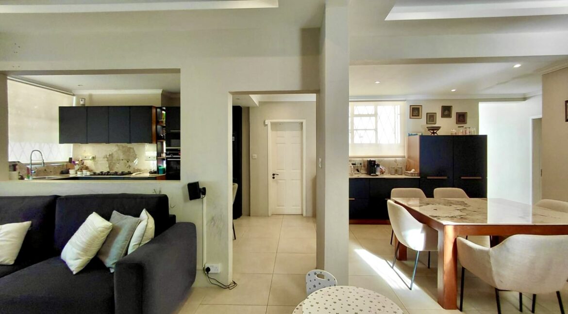 8428d72b-70b0-4ebd-a0e9-36d9802be7e9