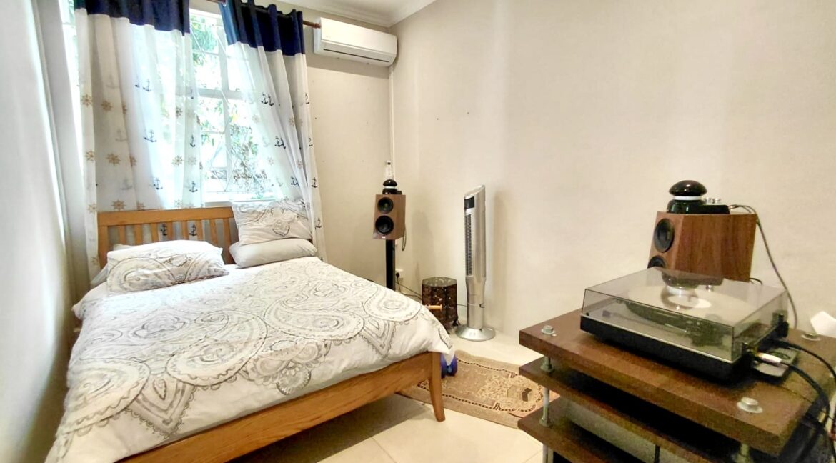 a33ec076-724a-4c01-86ba-fba6150fa023