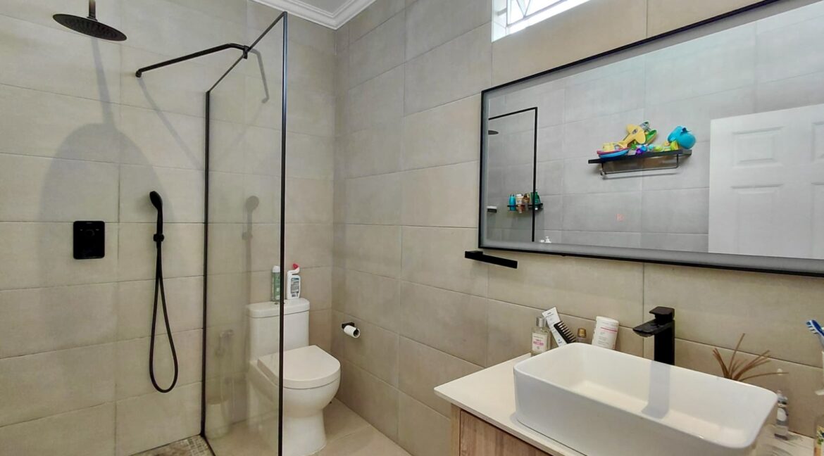 c3f55aa2-80ff-42f0-8837-0e683448d257