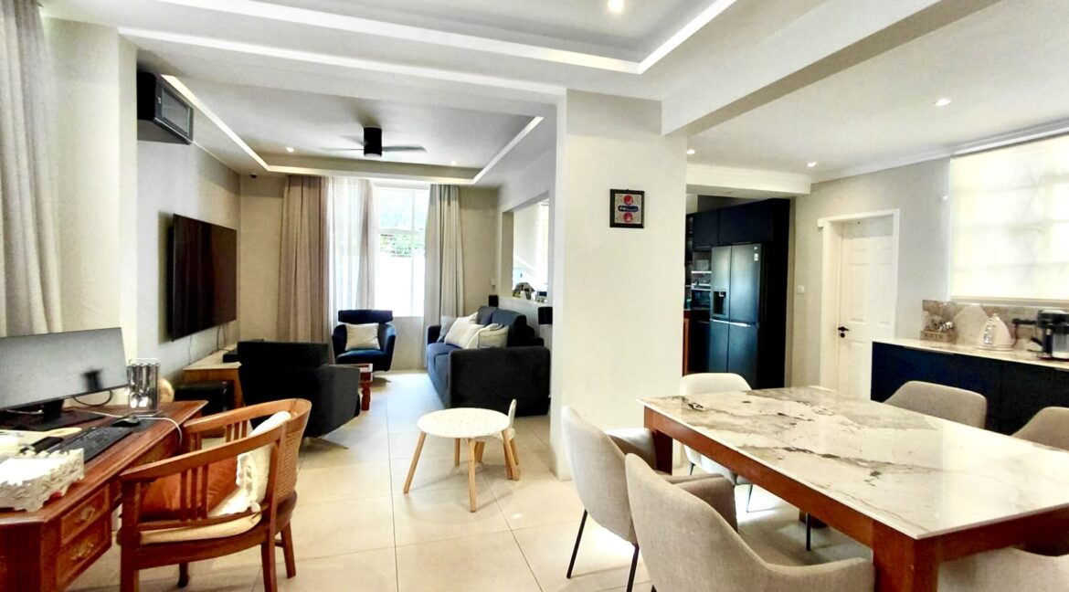 f2c78880-f5f1-4a46-a60b-5f450138adba