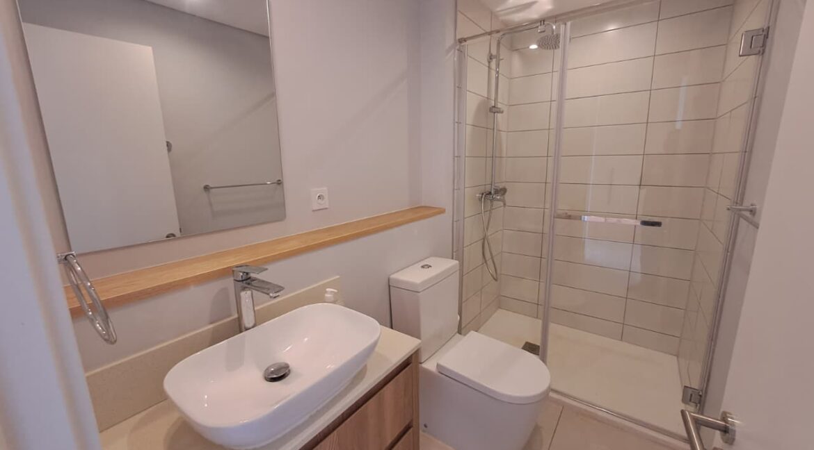 WhatsApp Image 2025-11-17 at 09.14.53 (1)