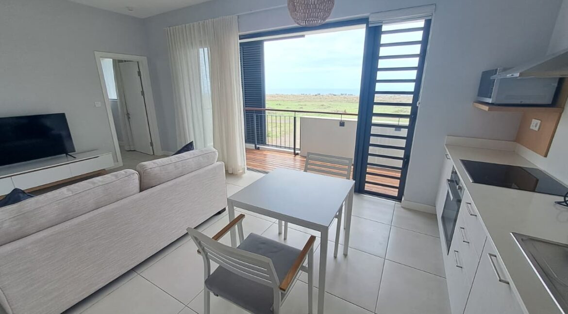 WhatsApp Image 2025-11-17 at 09.14.55