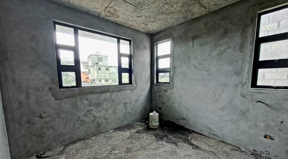 WhatsApp Image 2025-11-19 at 15.57.40