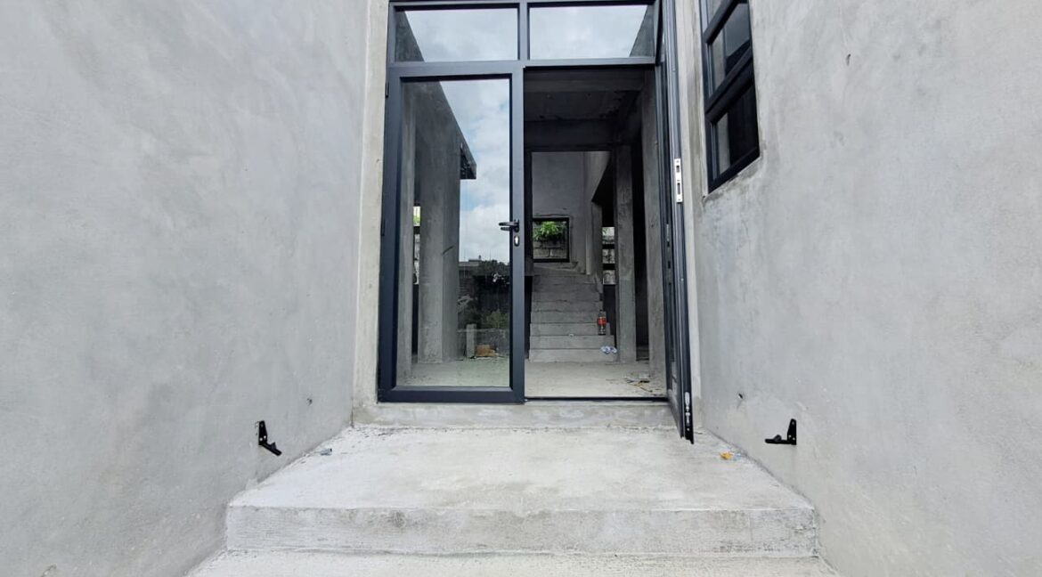 WhatsApp Image 2025-11-19 at 15.57.45