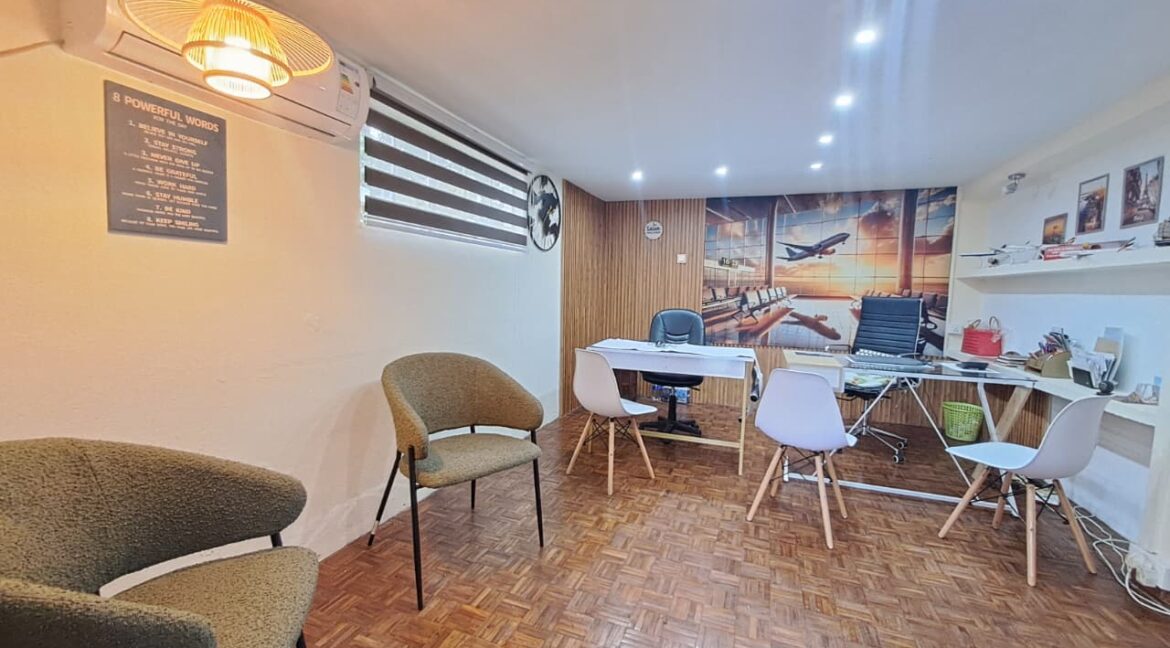 WhatsApp Image 2025-11-18 at 15.59.44 (1)