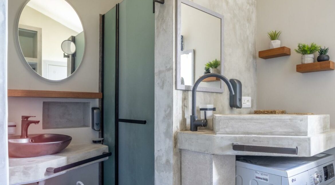 WhatsApp Image 2025-12-04 at 14.37.21