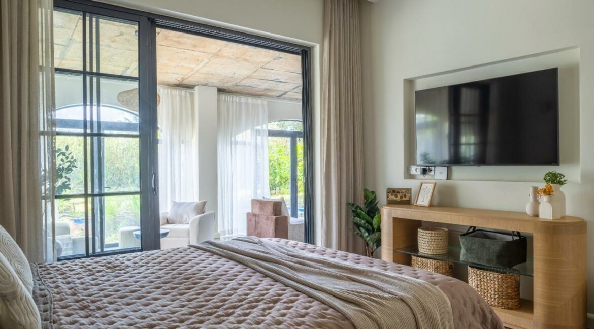 WhatsApp Image 2025-12-04 at 14.37.22 (1)