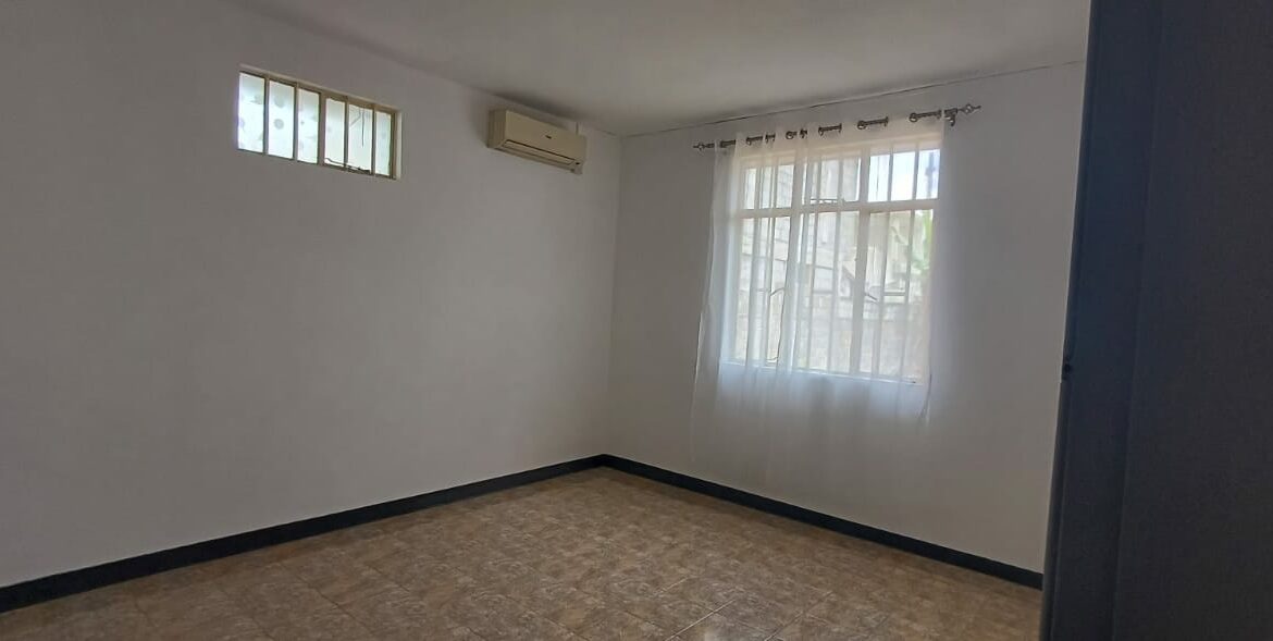 WhatsApp Image 2025-12-05 at 11.17.29 (2) - Copy