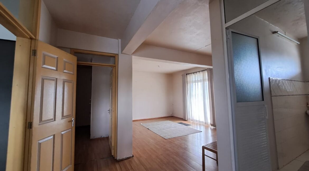 WhatsApp Image 2025-12-11 at 15.51.52