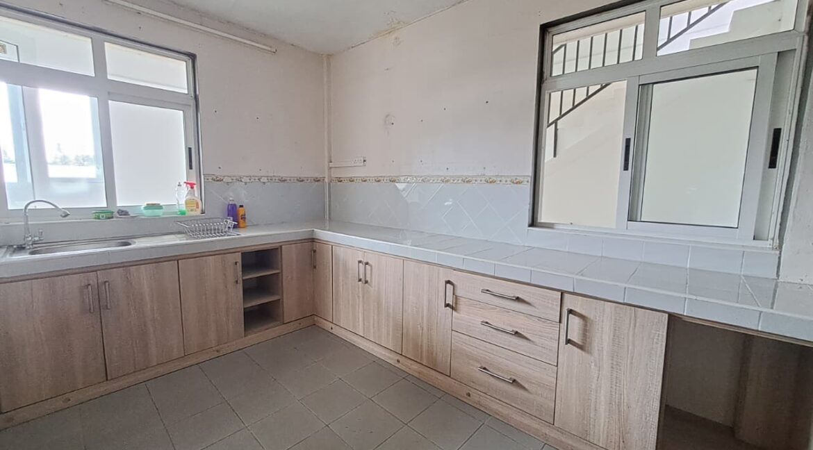 WhatsApp Image 2025-12-11 at 15.51.53 (1)