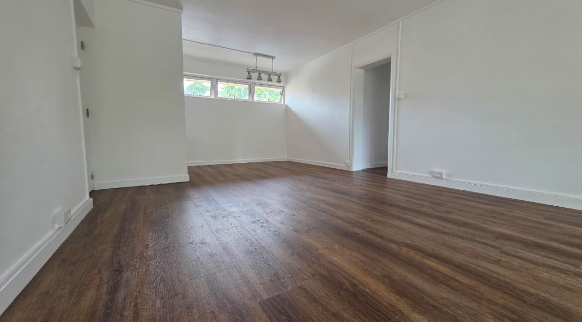 WhatsApp Image 2025-12-16 at 16.18.05