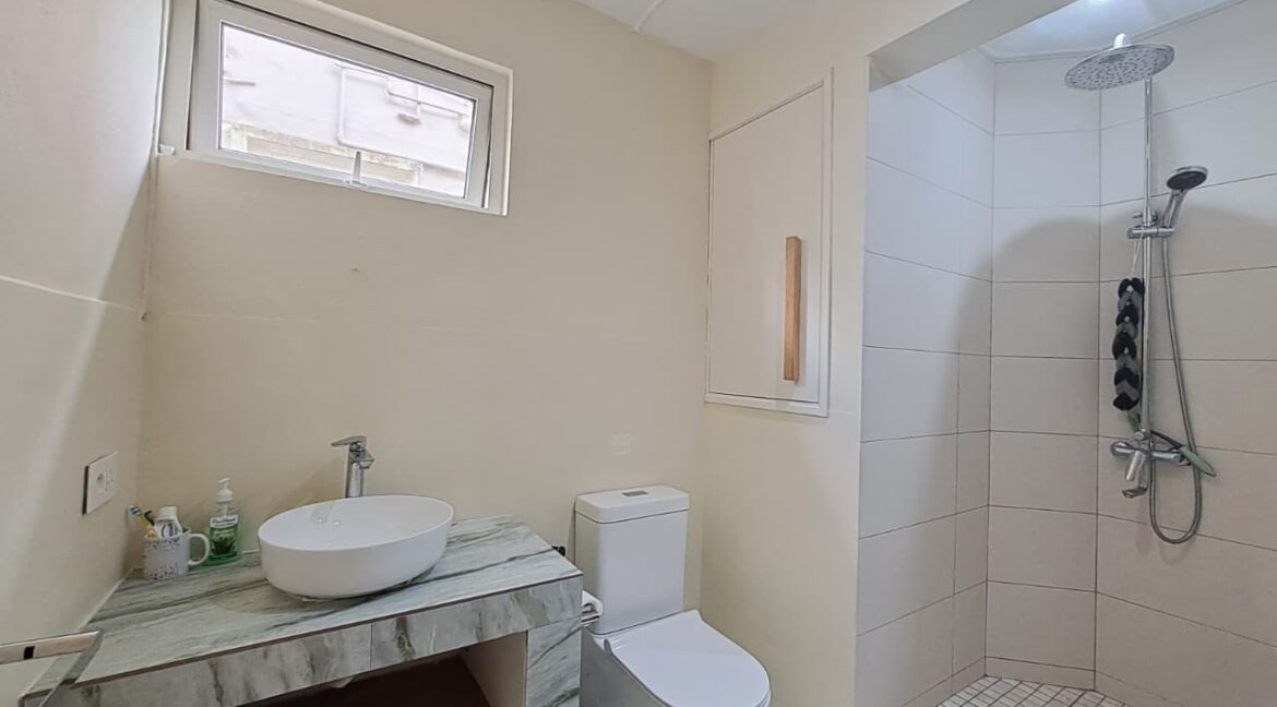 WhatsApp Image 2025-12-16 at 19.06.45