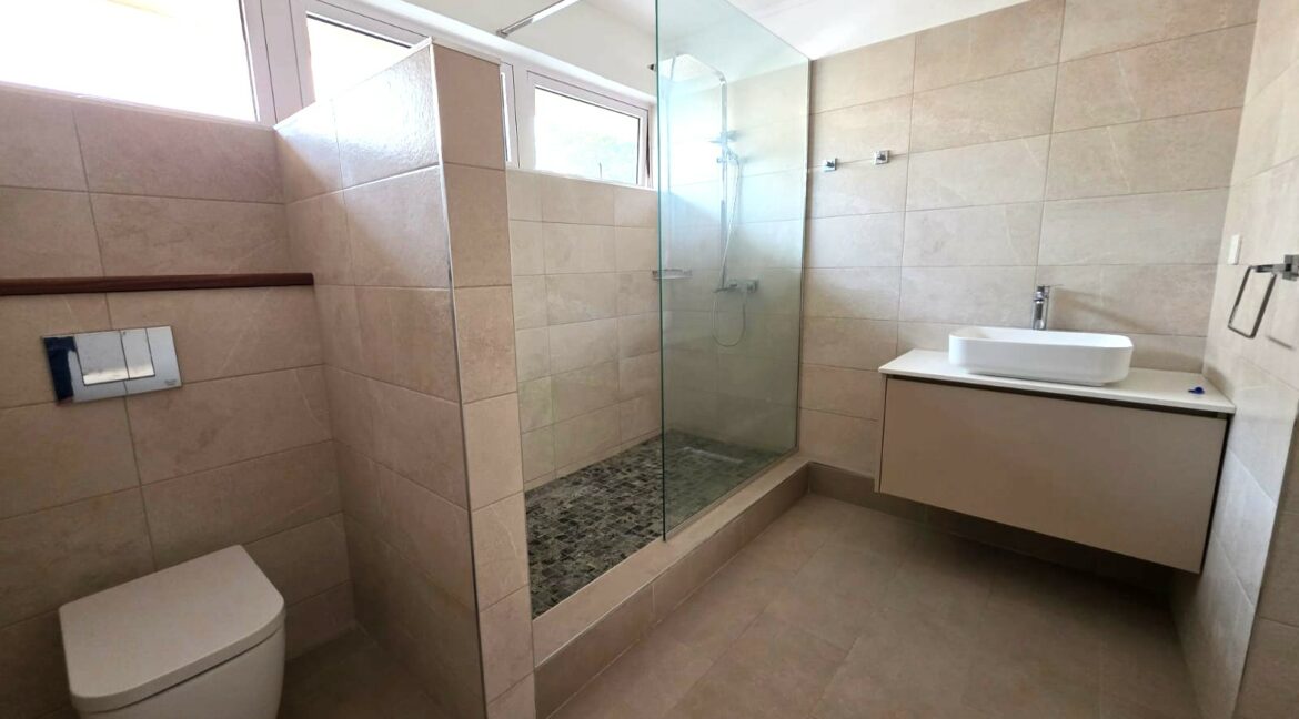 WhatsApp Image 2025-12-18 at 16.59.55 (1)