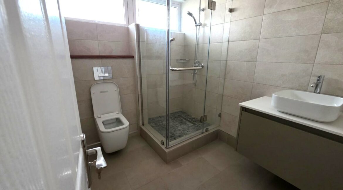 WhatsApp Image 2025-12-18 at 16.59.56 (1)