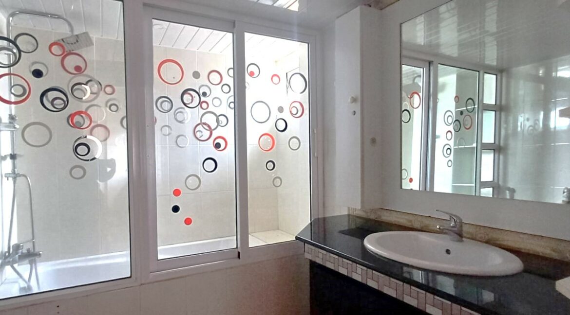 302093eb-a61d-4daf-92c9-c065a1144808