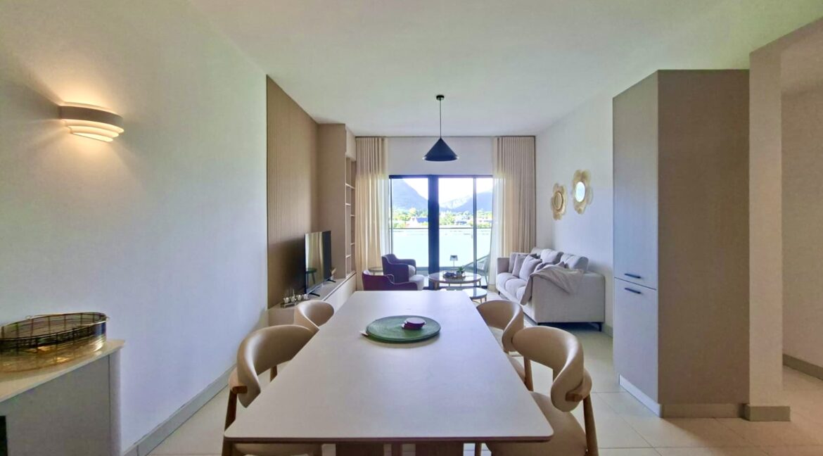 501e13b0-4d8b-46c5-a764-56c239799449