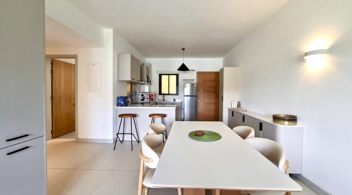 6c37d503-cf61-4fdd-90b0-92f3a0c04e16