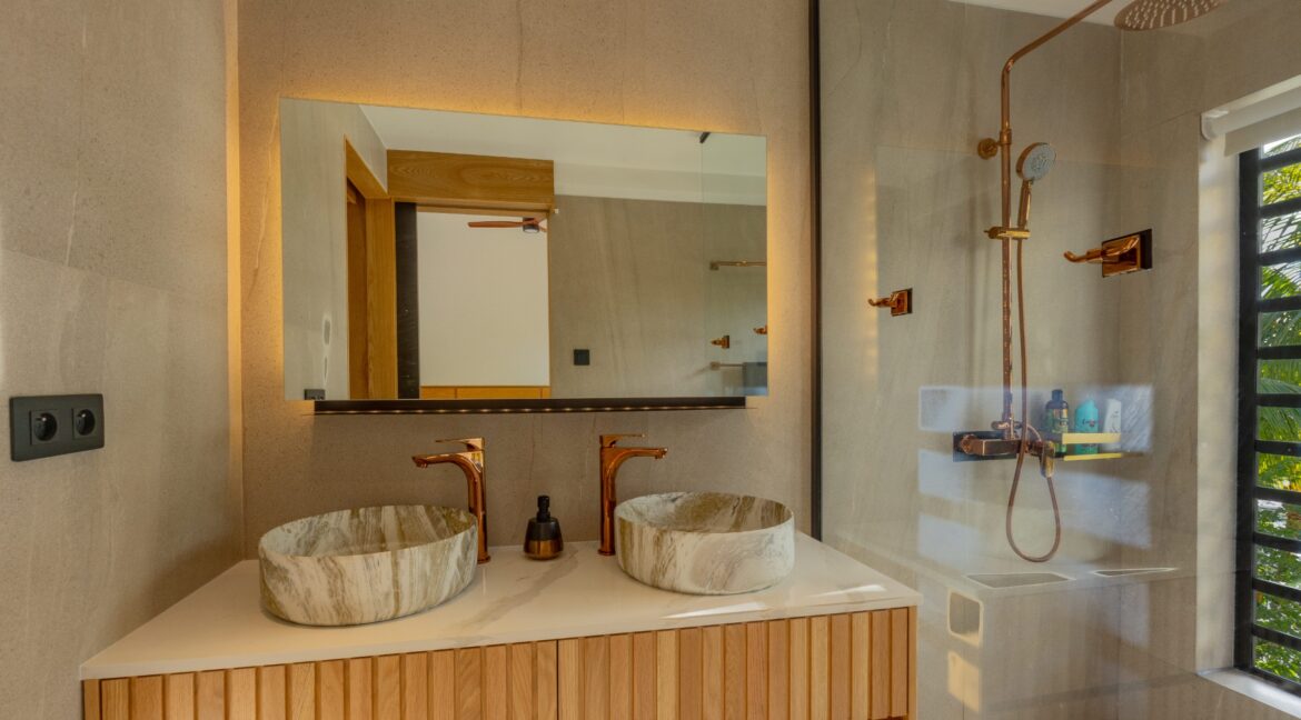 WhatsApp Image 2026-03-11 at 14.14.40