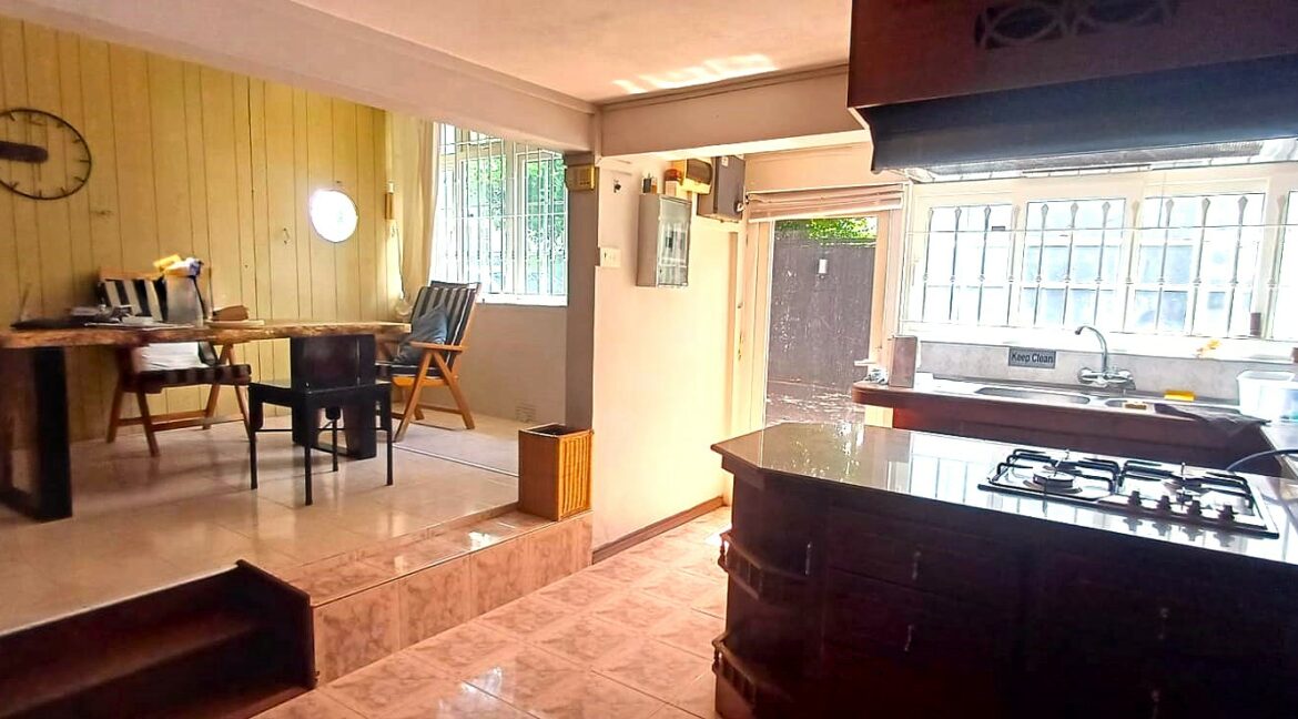 c284b109-782c-4e11-b7aa-fa8c3c453e93