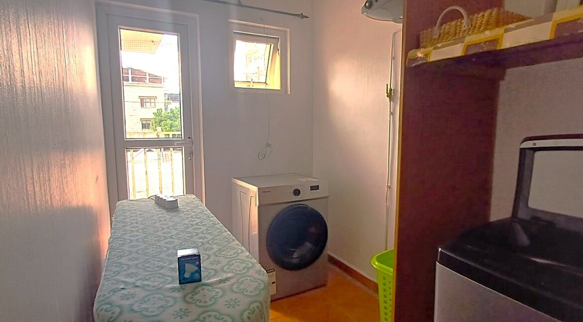 c7e2d744-25c1-493b-a608-609adcbfa038