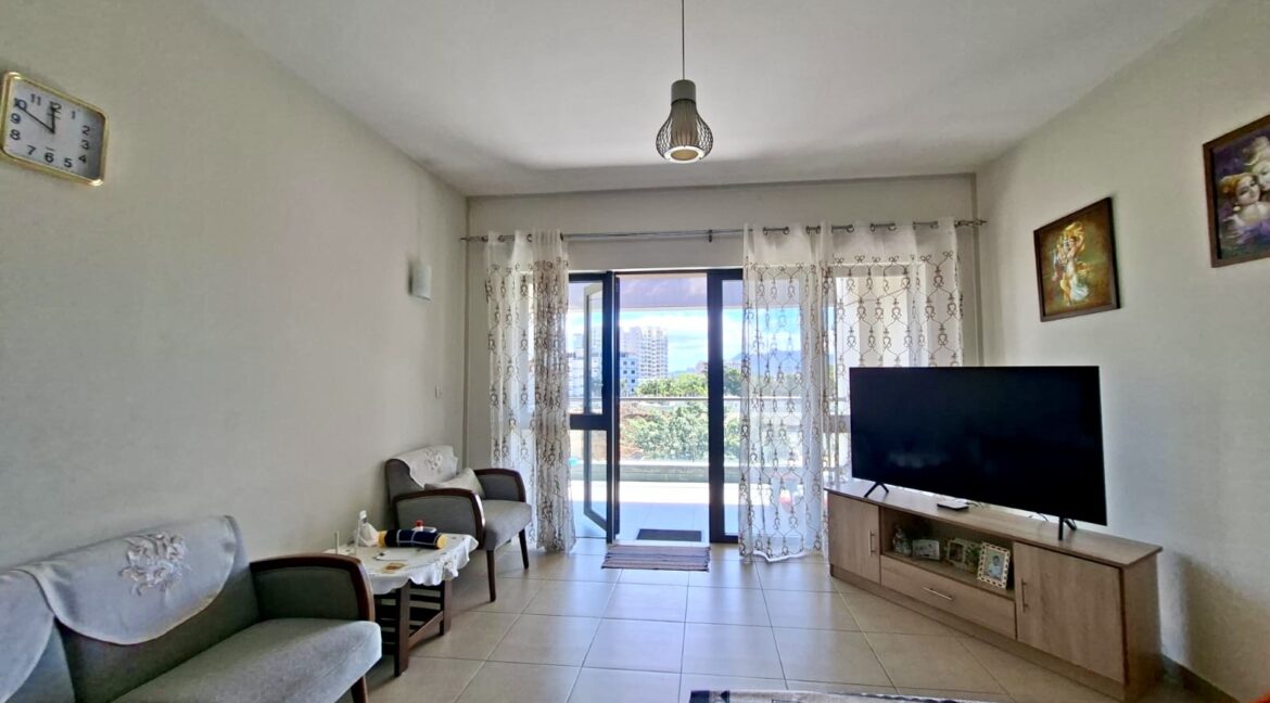 125bbc0a-efbd-47e7-976b-c56742fb5c45