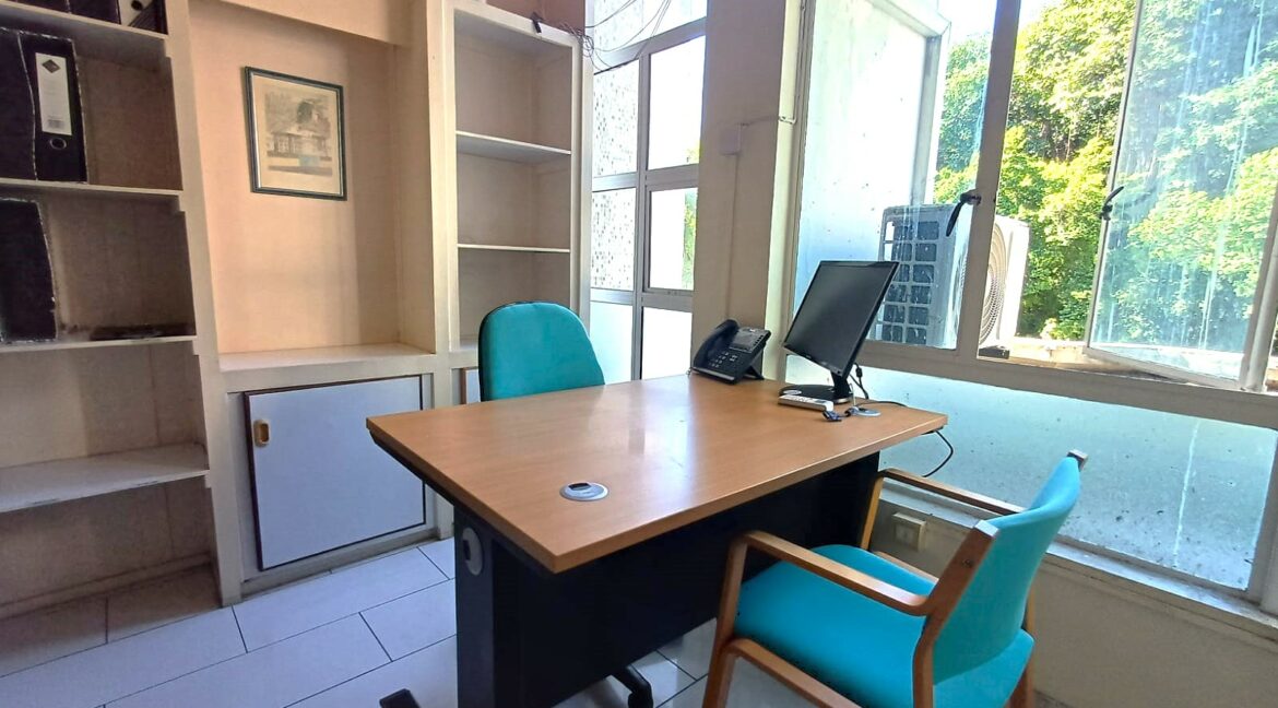 2c339f5c-2bc9-48d9-bdd2-37fcd2c9a1d6