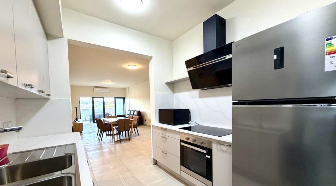 af690276-e06a-41a7-ad73-23c0b57339b2