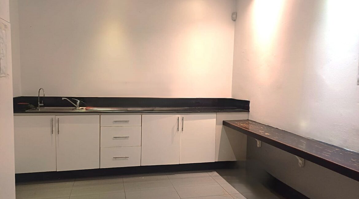 c10ff0b0-c704-421a-ab27-14a0784e96ee